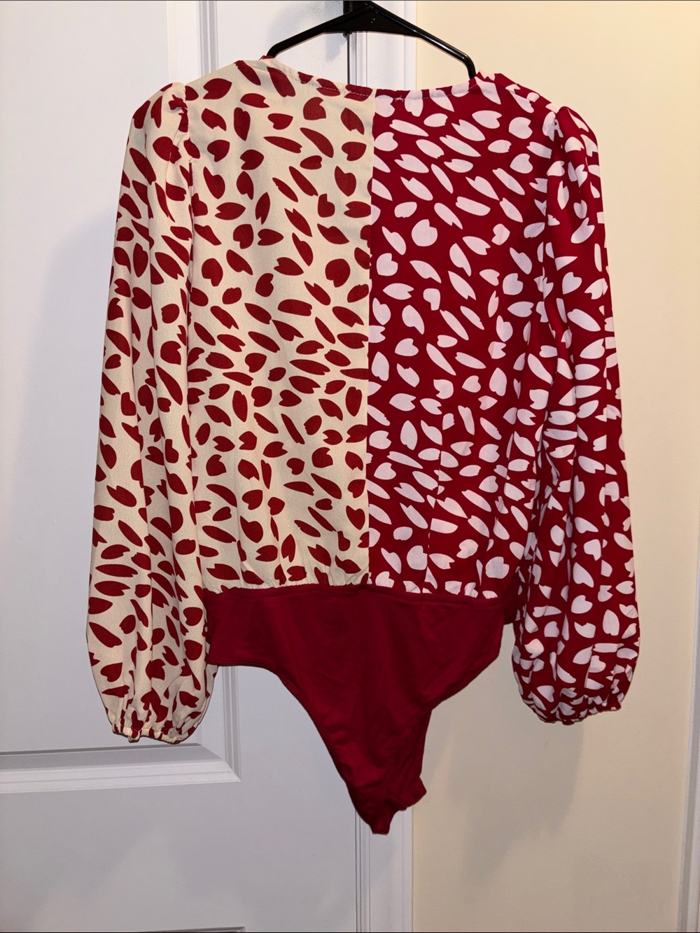 NWOT Red & Cream Heart-Print Long-Sleeve Bodysuit - Picture 2 of 2
